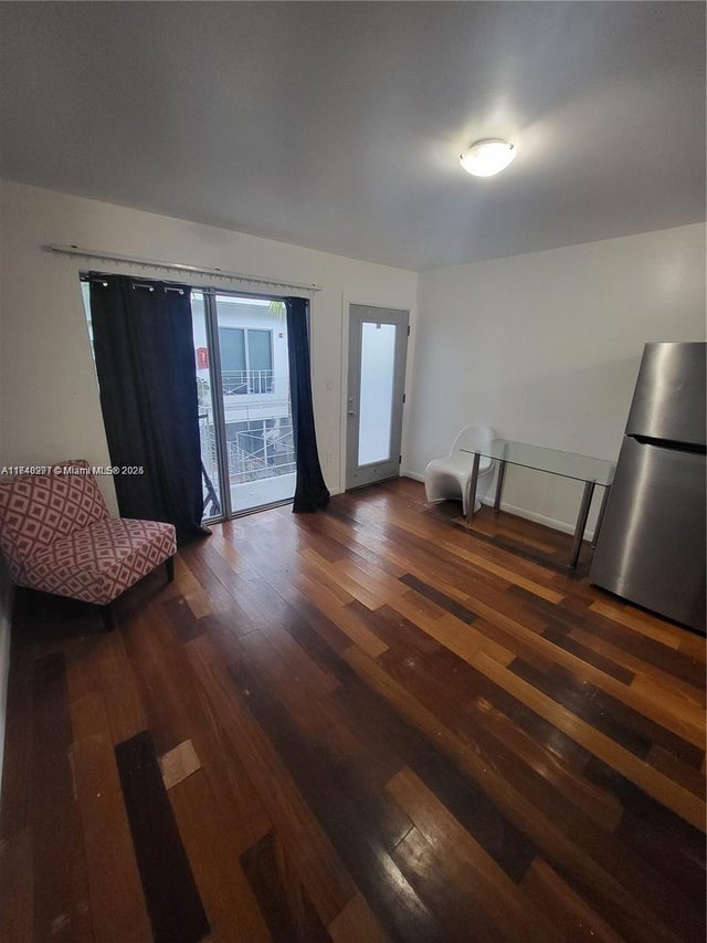 4 of 8 - 1560 Pennsylvania Ave 227, Miami Beach, FL