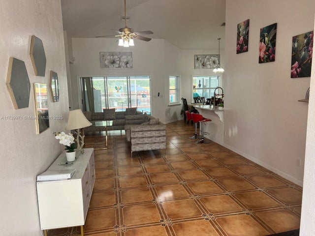 5 of 27 - 713 5th Ave, Lehigh Acres, Lehigh Acres, FL