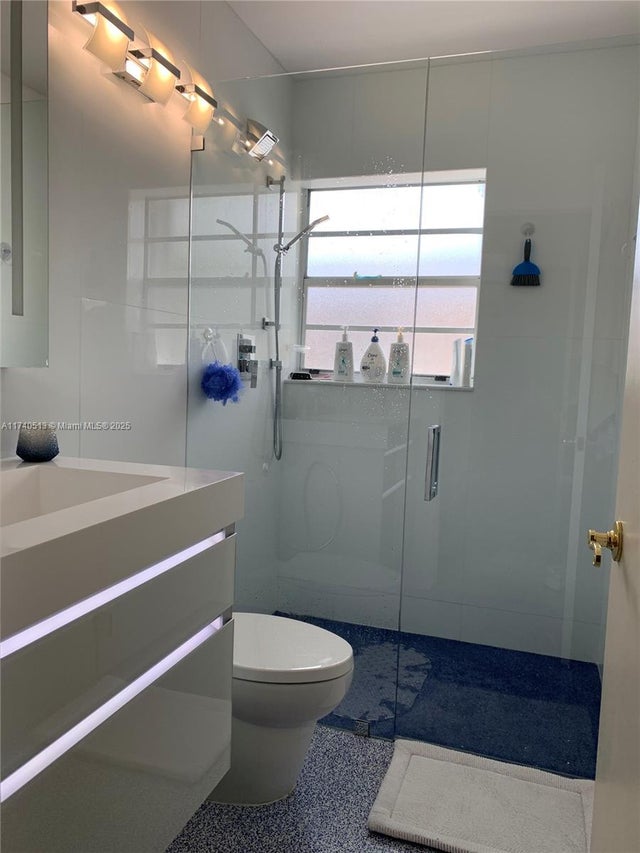 2 of 25 - 12945 Cherry Rd, North Miami, FL