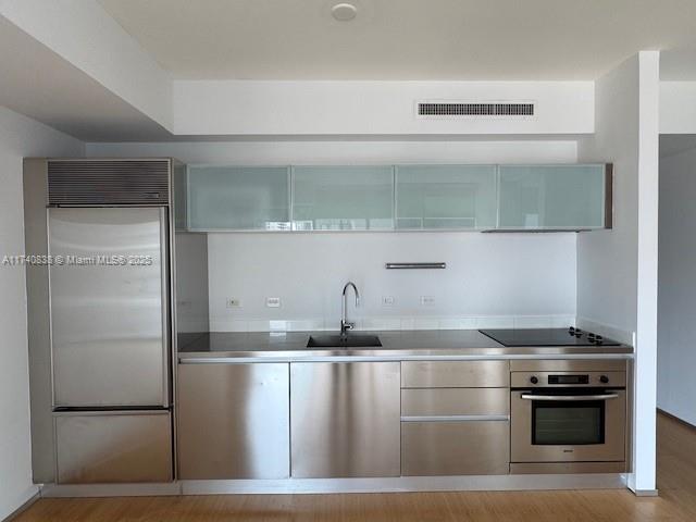 4 of 6 - 1040 Biscayne Blvd 3008, Miami, FL