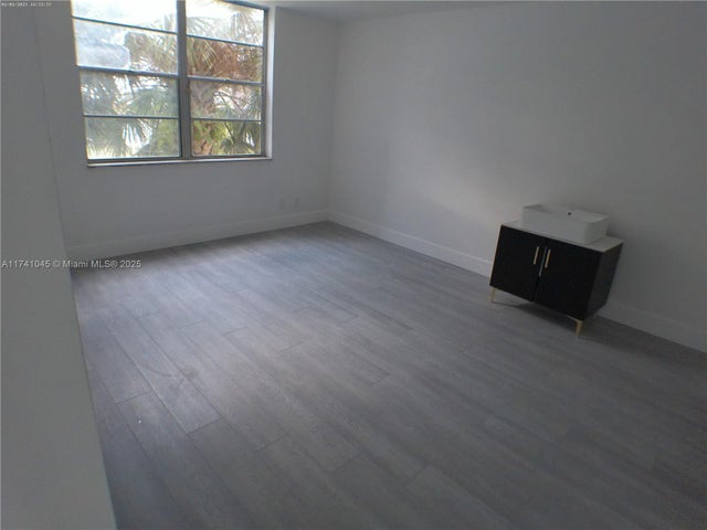 3 of 33 - 2601 Nw 48th Ter 241, Lauderdale Lakes, FL