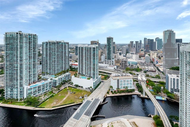 2 of 45 - 68 Se 6th St 3911, Miami, FL