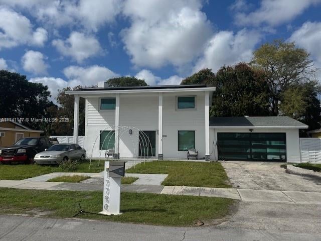 1 of 33 - 17790 Sw 110th Ct, Miami, FL