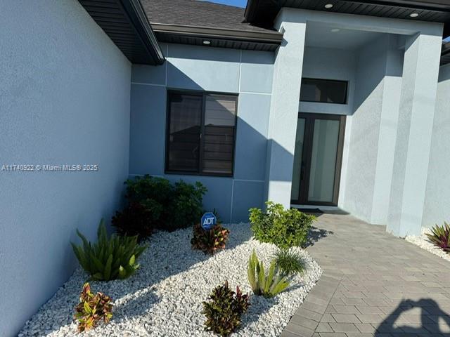 2 of 19 - 512 Ne Juanita Pl, Cape Coral, FL
