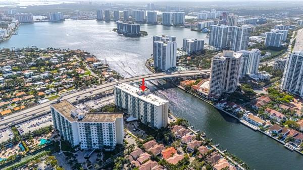 5 of 42 - 19390 Collins Ave 817, Sunny Isles Beach, FL