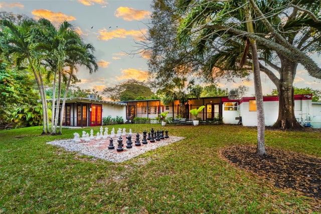 2 of 31 - 40 Ne 24th St, Lazy Lake, FL