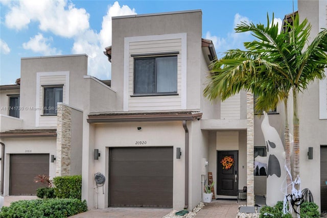 2 of 24 - 20920 Ne 8 Ave, Miami, FL