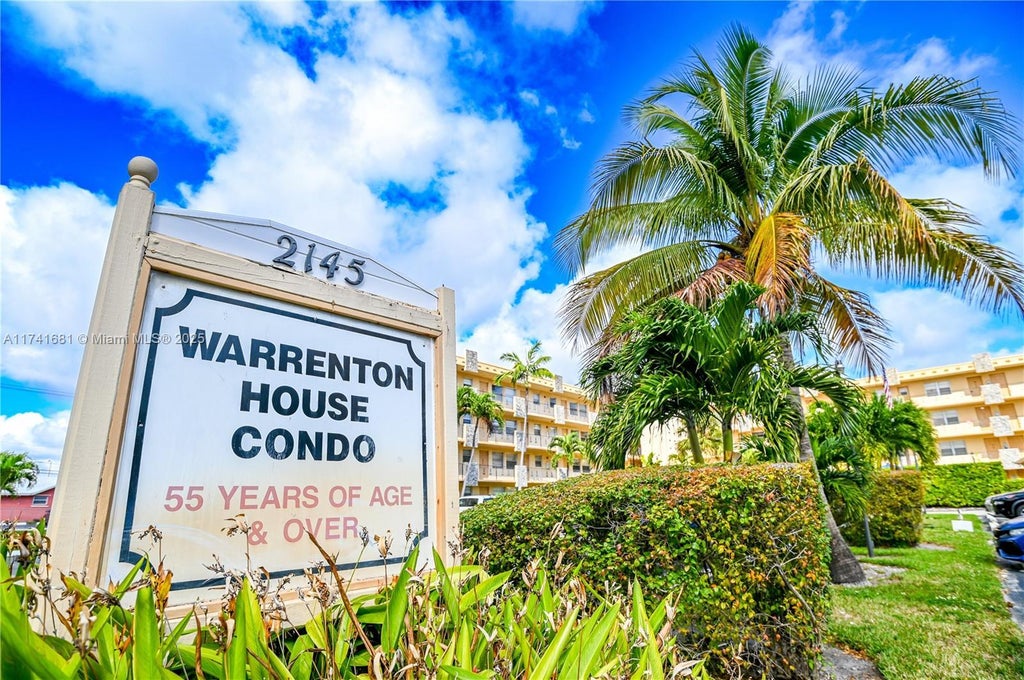 2145 Pierce St 102, Hollywood