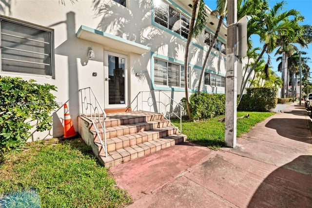 2 of 24 - 8345 Byron Ave 6, Miami Beach, FL