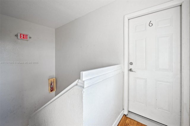 3 of 24 - 8345 Byron Ave 6, Miami Beach, FL