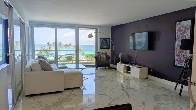 4 of 36 - 5151 Collins Ave 736, Miami Beach, FL