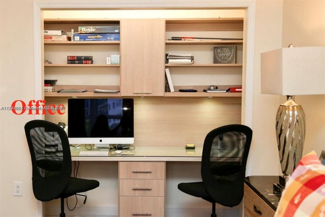 5 of 22 - 19900 E Country Club Dr 620, Aventura, FL