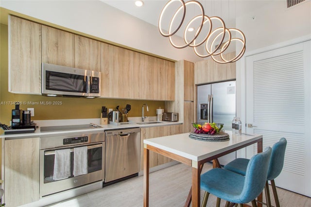 4 of 14 - 3900 Biscayne Blvd N-823, Miami, FL