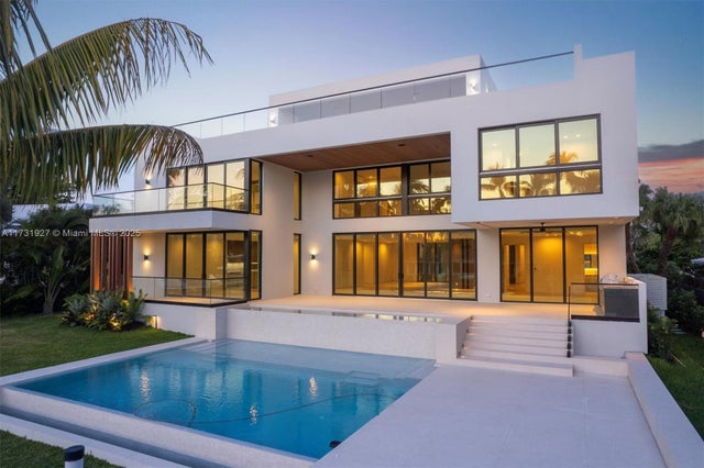 4 of 79 - 960 Mariner Dr, Key Biscayne, FL