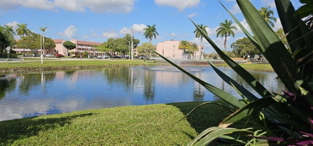 3 of 32 - 9380 Sunrise Lakes Blvd 103, Sunrise, FL