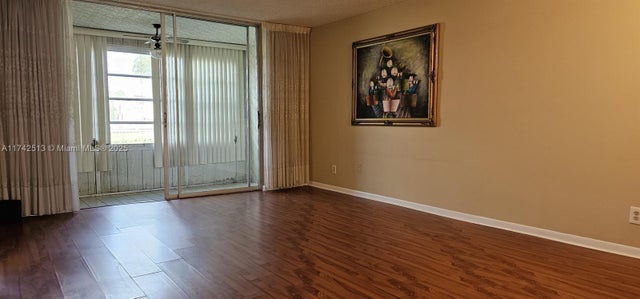 4 of 32 - 9380 Sunrise Lakes Blvd 103, Sunrise, FL