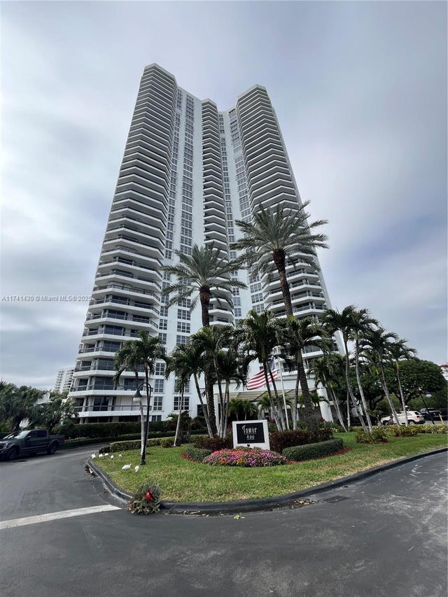 2 of 41 - 3500 Mystic Pointe Dr 1405, Aventura, FL