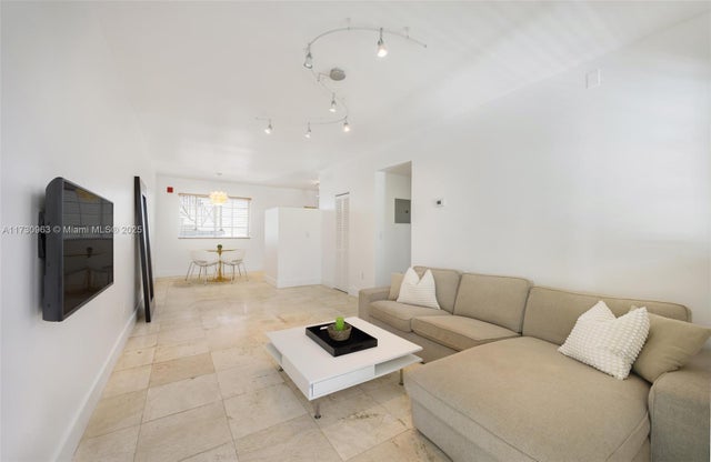 1 of 20 - 1045 Lenox Ave 4, Miami Beach, FL