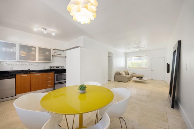 3 of 20 - 1045 Lenox Ave 4, Miami Beach, FL