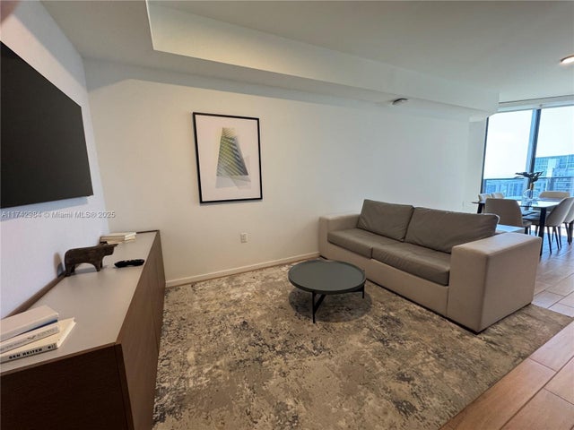 1 of 28 - 398 Ne 5th St 4614, Miami, FL
