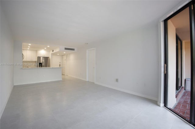5 of 13 - 55 Ocean Lane Dr 1026, Key Biscayne, FL