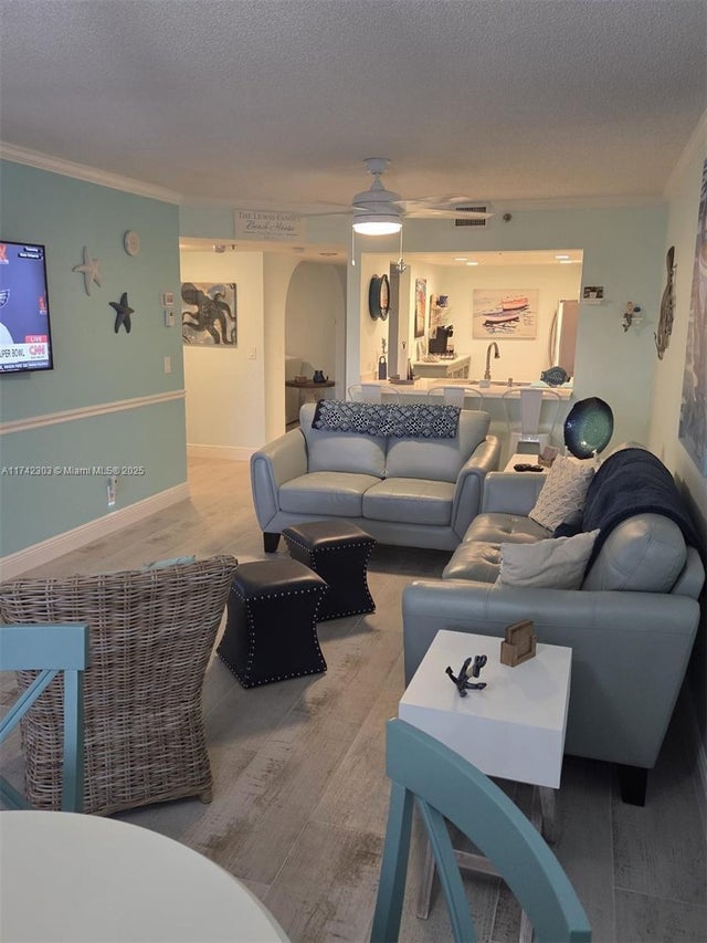 1 of 27 - 5163 N Highway A1a 118, Hutchinson Island, FL