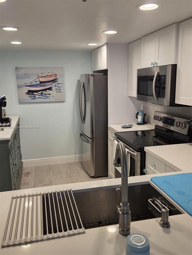 2 of 27 - 5163 N Highway A1a 118, Hutchinson Island, FL