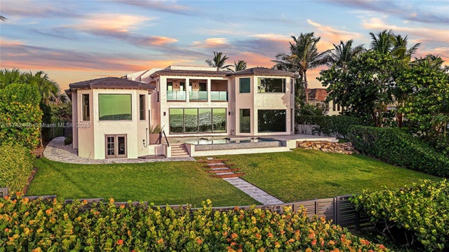 3 of 36 - 22 Ocean Dr, Jupiter Inlet Colony, FL