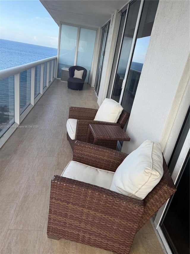 2 of 28 - 1830 S Ocean Dr 1708, Hallandale Beach, FL