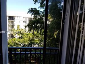 5 of 10 - 17021 N Bay Rd 504, Sunny Isles Beach, FL