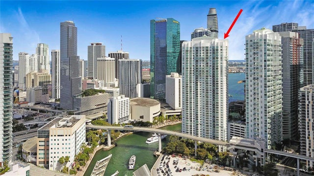 1 of 68 - 31 Se 5th St 3916, Miami, FL