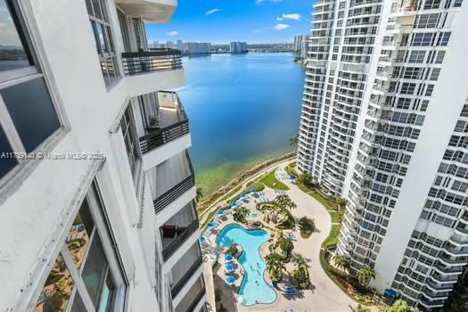 4 of 33 - 19195 Ne 36th Ct 2302, Aventura, FL