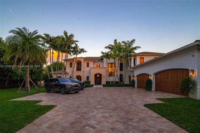 2 of 59 - 8955 Sw 63rd Ct, Pinecrest, FL