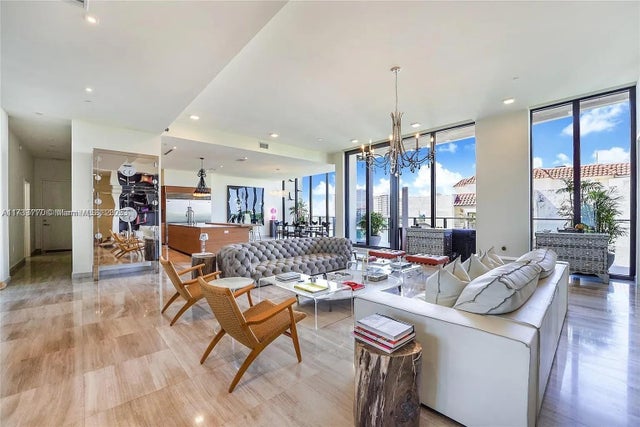 2 of 36 - 3581 E Glencoe St 605, Coconut Grove, FL