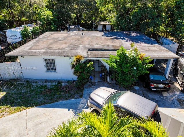 2 of 16 - 440 Ne 135th St, North Miami, FL
