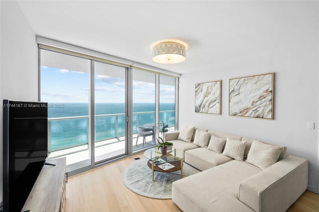 1 of 34 - 17001 Collins Ave 2702, Sunny Isles Beach, FL