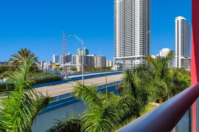 4 of 15 - 2602 E Hallandale Beach Blvd R506, Hallandale Beach, FL