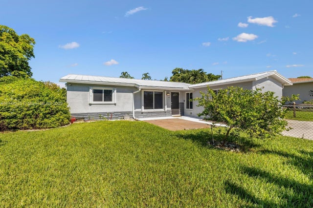 1 of 50 - 191 Se 13th Ave, Pompano Beach, FL