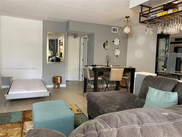 4 of 26 - 1425 Arthur St 115b, Hollywood, FL