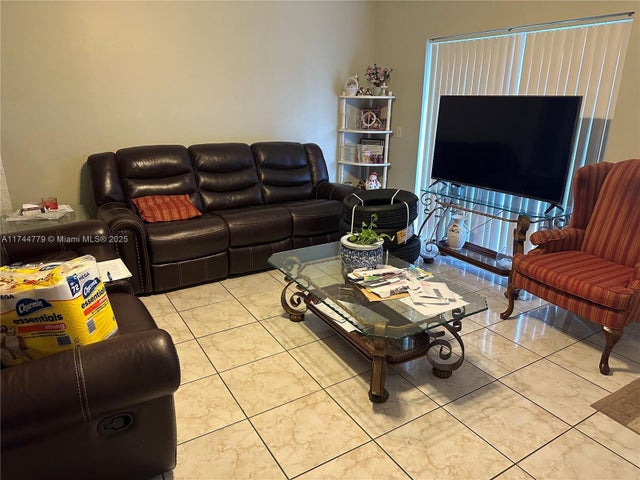 2 of 10 - 20721 Sw 122nd Ct, Miami, FL