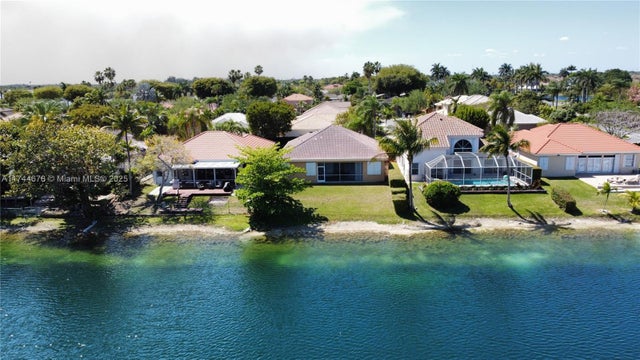 3 of 24 - 575 Se 29th Dr, Homestead, FL