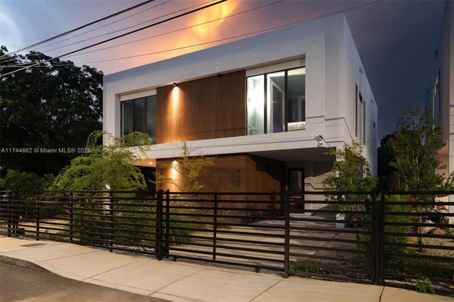 410 Nw 52nd St, Miami