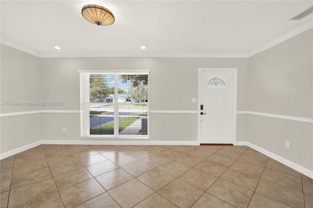 3 of 36 - 9312 Sw 182nd St, Palmetto Bay, FL