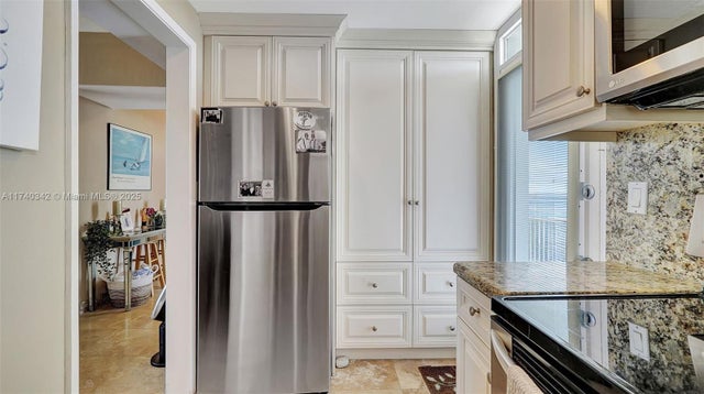 3 of 14 - 1920 S Ocean Dr 1009, Fort Lauderdale, FL