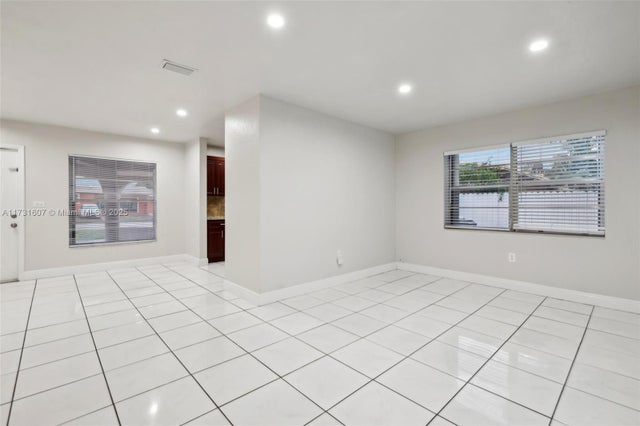 4 of 33 - 3851 Nw 172nd Ter, Miami Gardens, FL
