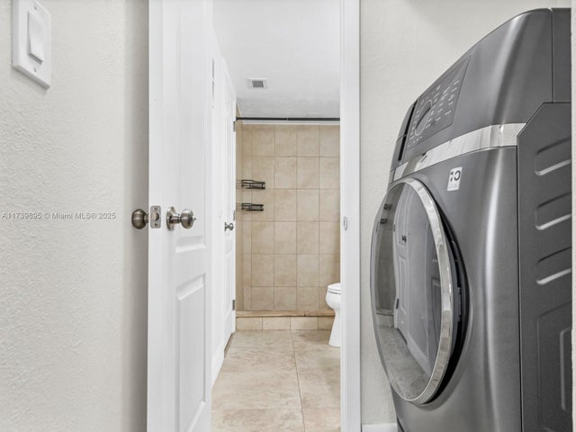 4 of 31 - 10900 Sw 104th St 114, Miami, FL