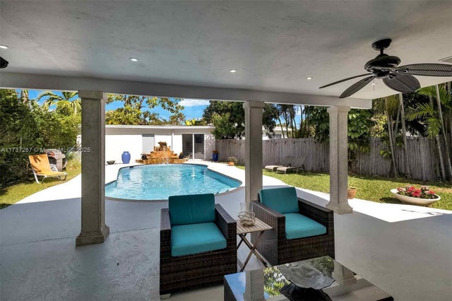 5 of 39 - 461 Ne 115th St, Miami, FL
