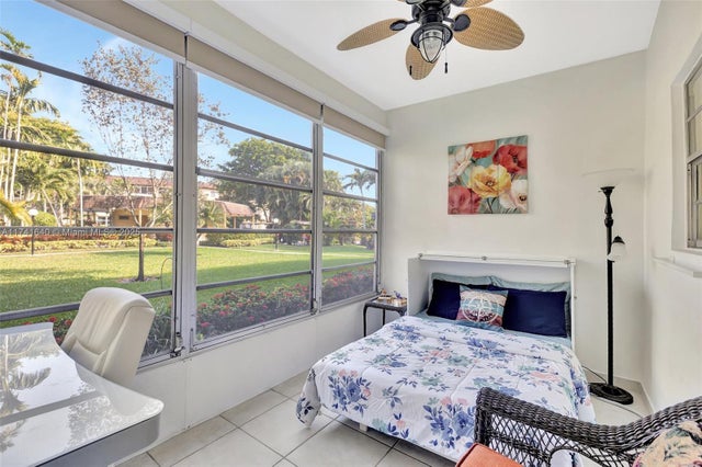 4 of 30 - 5131 W Oakland Park Blvd 108, Lauderdale Lakes, FL