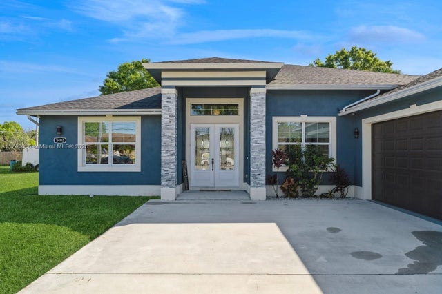 3 of 51 - 5402 Hickory Dr, Fort Pierce, FL