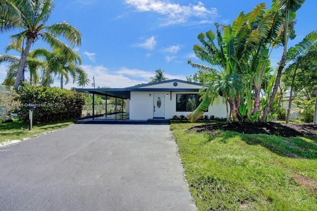 1 of 49 - 1628 Ne 7th Ave, Fort Lauderdale, FL